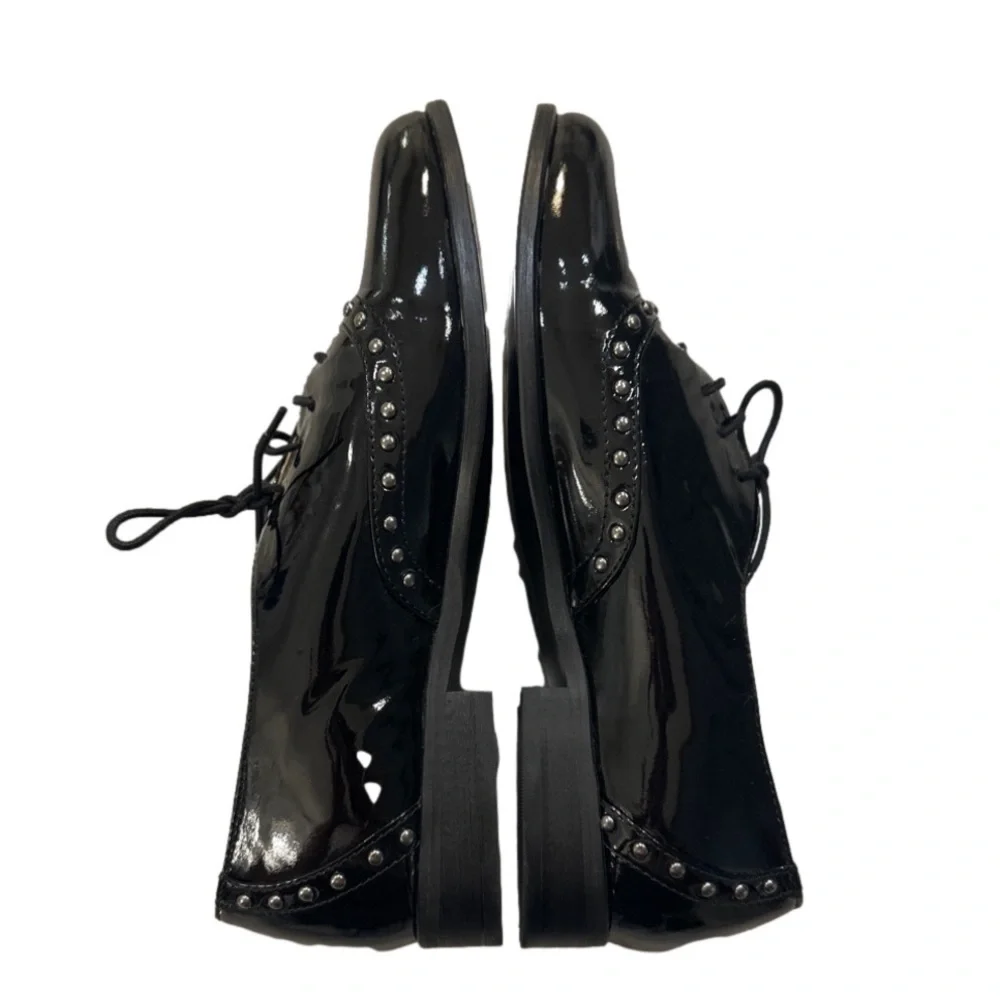 Julia Bo Savile Oxfords black patent leather silver stud Shoes size 6.5  /  7